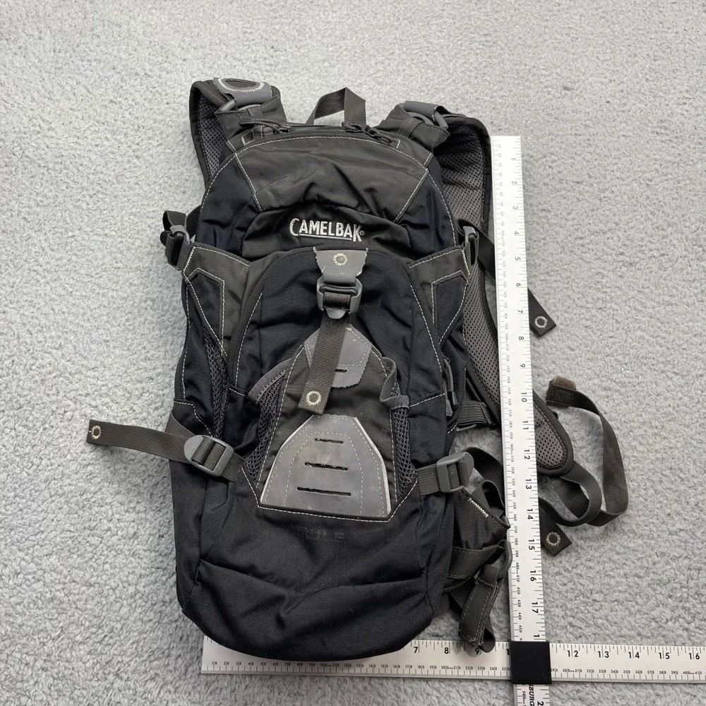 CamelBak M.U.L.E. Black Hydration Backpack & Unbottle Insulated Sleeve Combo Set